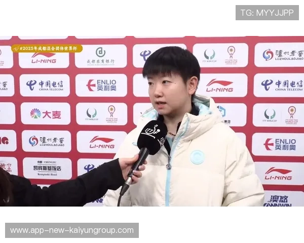 孙颖莎暖心举动刷屏：鼓励13岁小球迷坚持梦想，孙颖莎接受采访视频2020年